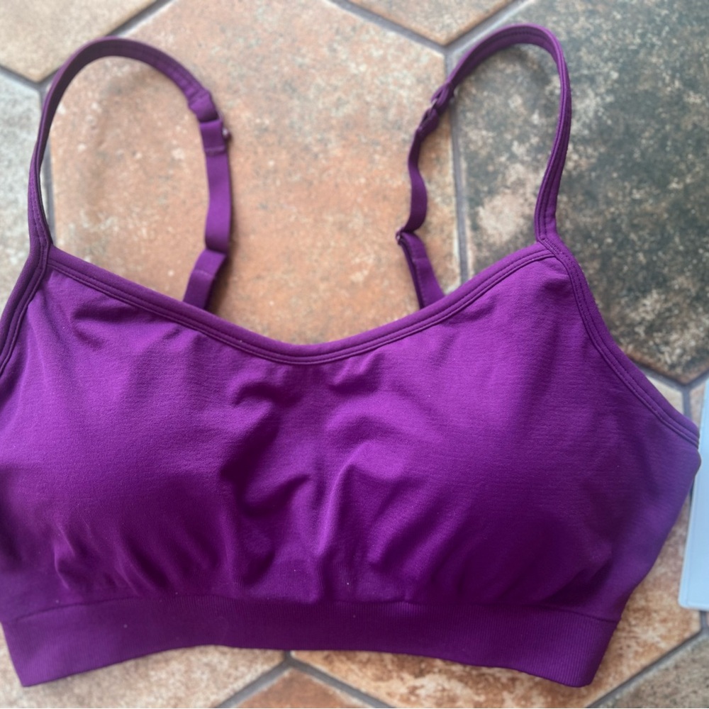 Athleta Renew Bra Medium NWT